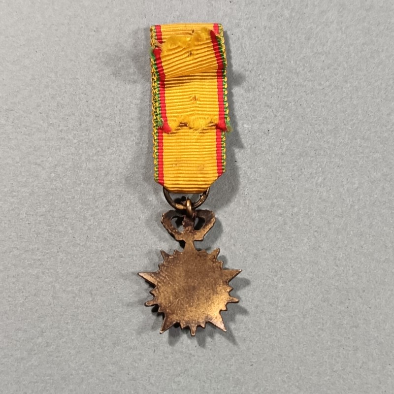 MAROC REDUCTION DE LA MEDAILLE DE L'ORDRE DE L'ETOILE DE GUERRE PREMIER TYPE